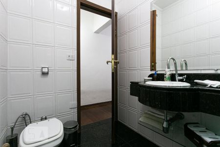 Casa à venda com 150m², 3 quartos e 2 vagas Casa à venda com 150m², 3 quartos e 2 vagasBanheiro 2