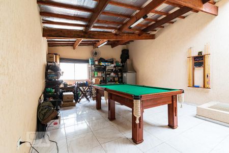 Casa à venda com 313m², 5 quartos e 4 vagas Casa à venda com 313m², 5 quartos e 4 vagasSala de Jogos