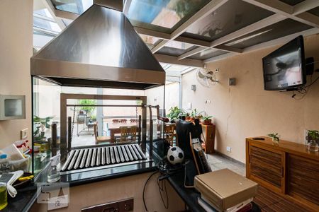 Casa à venda com 313m², 5 quartos e 4 vagas Casa à venda com 313m², 5 quartos e 4 vagasChurrasqueira