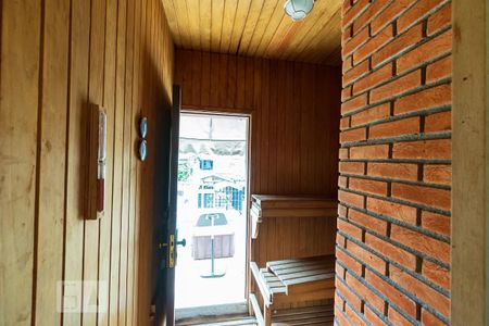 Casa à venda com 313m², 5 quartos e 4 vagas Casa à venda com 313m², 5 quartos e 4 vagasSauna