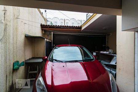 Casa à venda com 313m², 5 quartos e 4 vagas Casa à venda com 313m², 5 quartos e 4 vagasGaragem
