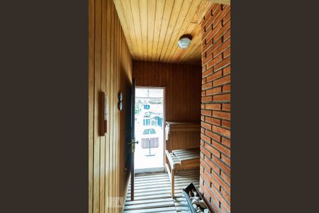 Casa à venda com 313m², 5 quartos e 4 vagas Casa à venda com 313m², 5 quartos e 4 vagasSauna