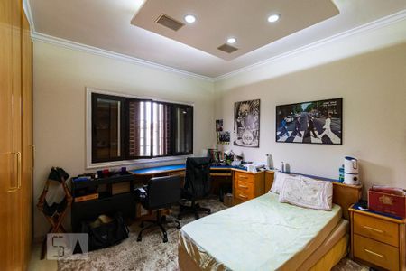 Casa à venda com 313m², 5 quartos e 4 vagas Casa à venda com 313m², 5 quartos e 4 vagasQuarto 3