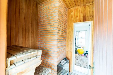 Casa à venda com 313m², 5 quartos e 4 vagas Casa à venda com 313m², 5 quartos e 4 vagasSauna