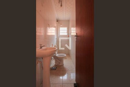 Casa para alugar com 400m², 2 quartos e 4 vagasBanheiro