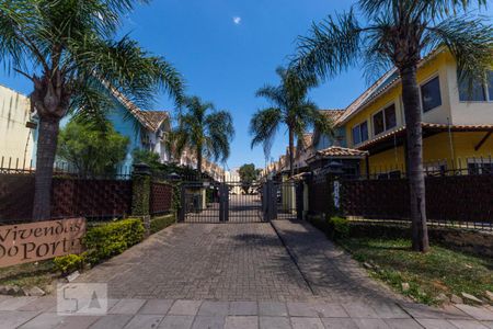 Casa de condomínio para alugar com 92m², 3 quartos e 1 vaga Casa de condomínio para alugar com 92m², 3 quartos e 1 vagaFachada