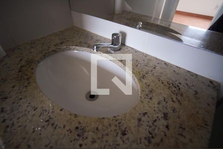 Apartamento para alugar com 80m², 3 quartos e 2 vagas Apartamento para alugar com 80m², 3 quartos e 2 vagasSuíte