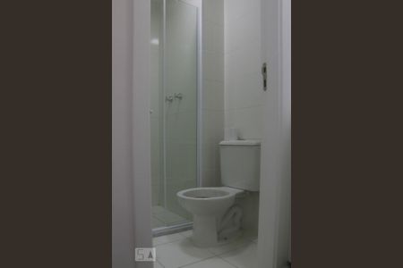 Banheiro de apartamento para alugar com 2 quartos, 55m² em Vila Prudente, São Paulo