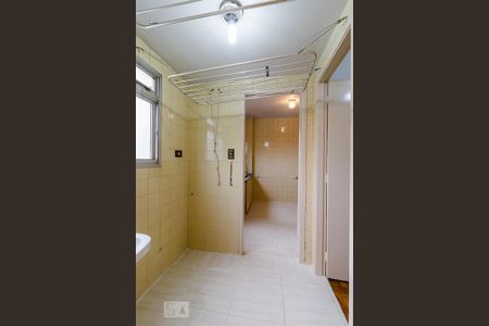 Apartamento para alugar com 75m², 4 quartos e 1 vagaÁrea de Serviço