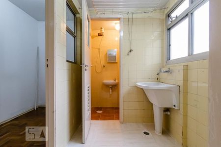 Apartamento para alugar com 75m², 4 quartos e 1 vagaÁrea de Serviço