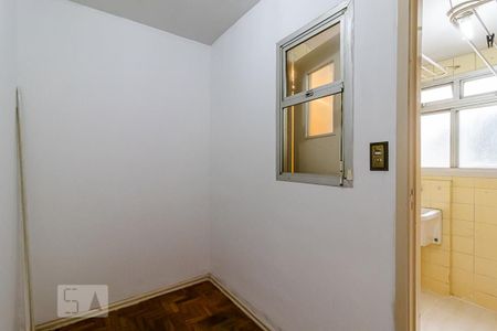 Apartamento para alugar com 75m², 4 quartos e 1 vagaQuarto de Serviço