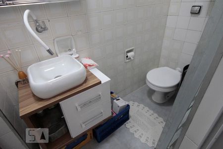 Casa à venda com 115m², 2 quartos e 2 vagasBanheiro de Serviço