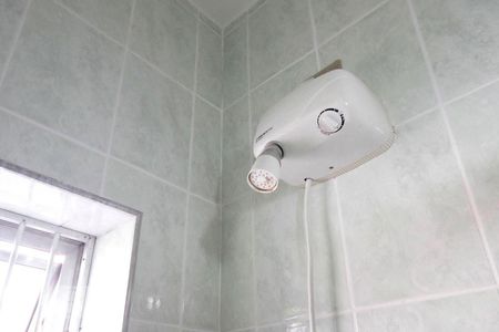 Casa à venda com 115m², 2 quartos e 2 vagasBanheiro da Suíte 2