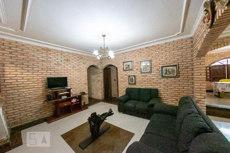 Sala de casa para alugar com 3 quartos, 600m² em Castelo, Belo Horizonte