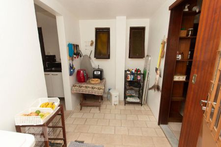 Casa à venda com 220m², 3 quartos e 3 vagas Casa à venda com 220m², 3 quartos e 3 vagasÁrea de Serviço