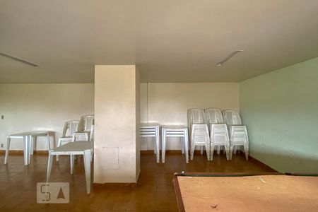 Apartamento à venda com 170m², 3 quartos e 1 vaga Apartamento à venda com 170m², 3 quartos e 1 vagaÁrea comum - Salão de festas
