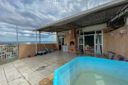 Apartamento à venda com 170m², 3 quartos e 1 vaga Apartamento à venda com 170m², 3 quartos e 1 vagaTerraço