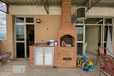 Apartamento à venda com 170m², 3 quartos e 1 vaga Apartamento à venda com 170m², 3 quartos e 1 vagaTerraço - Churrasqueira