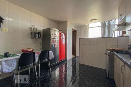 Apartamento à venda com 170m², 3 quartos e 1 vaga Apartamento à venda com 170m², 3 quartos e 1 vagaCozinha
