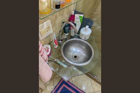 Apartamento à venda com 170m², 3 quartos e 1 vaga Apartamento à venda com 170m², 3 quartos e 1 vagaBanheiro da Suíte