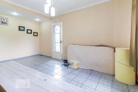 Sala de casa à venda com 3 quartos, 148m² em Jardim Ubirajara (zona Sul), São Paulo