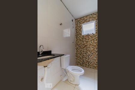 Banheiro de casa para alugar com 1 quarto, 50m² em Vila Euthalia, São Paulo