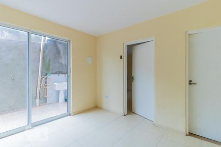 Sala de casa para alugar com 1 quarto, 50m² em Vila Euthalia, São Paulo