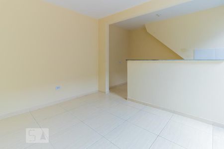 Sala de casa para alugar com 1 quarto, 50m² em Vila Euthalia, São Paulo