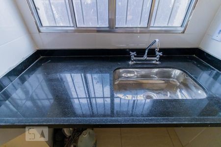 Casa para alugar com 50m², 1 quarto e sem vaga Casa para alugar com 50m², 1 quarto e sem vagaCozinha