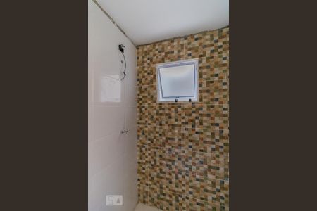 Casa para alugar com 50m², 1 quarto e sem vaga Casa para alugar com 50m², 1 quarto e sem vagaDetalhe banheiro