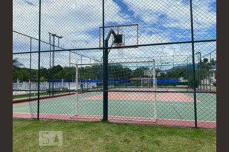 Casa de condomínio à venda com 360m², 4 quartos e 2 vagasÁrea comum - quadra de tênis 