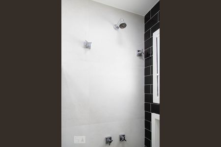 Casa de condomínio à venda com 360m², 4 quartos e 2 vagasBanheiro da suíte 1