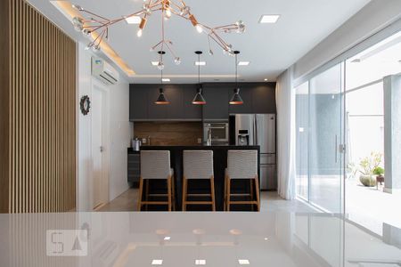 Casa de condomínio à venda com 360m², 4 quartos e 2 vagasCozinha