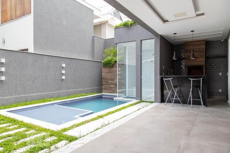 Casa de condomínio à venda com 360m², 4 quartos e 2 vagasÁrea gourmet