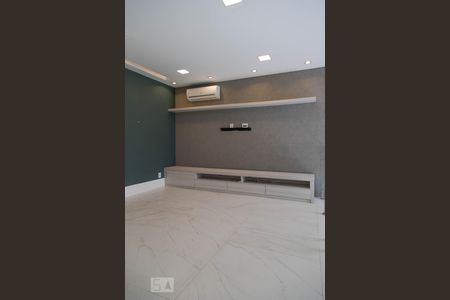 Casa de condomínio à venda com 360m², 4 quartos e 2 vagasSala 2