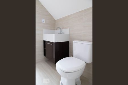 Casa de condomínio à venda com 360m², 4 quartos e 2 vagasBanheiro do sótão