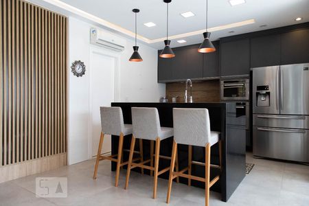 Casa de condomínio à venda com 360m², 4 quartos e 2 vagasCozinha