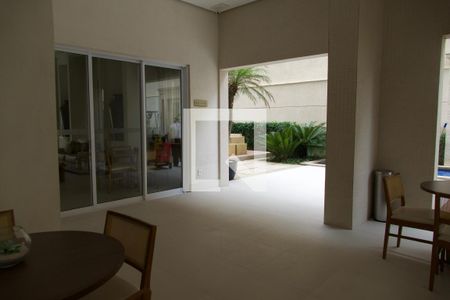 Apartamento à venda com 74m², 2 quartos e 1 vagaÁrea Comum - Playground
