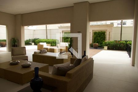 Apartamento à venda com 74m², 2 quartos e 1 vagaÁrea Comum - Playground