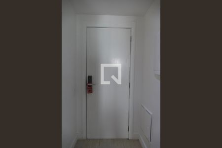 Apartamento à venda com 74m², 2 quartos e 1 vagaPorta entrada 