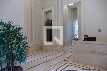 Apartamento à venda com 74m², 2 quartos e 1 vagaPortaria 