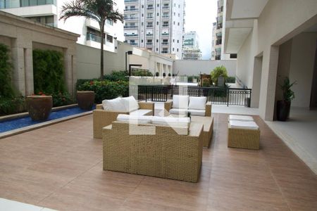 Apartamento à venda com 74m², 2 quartos e 1 vagaÁrea Comum - Playground