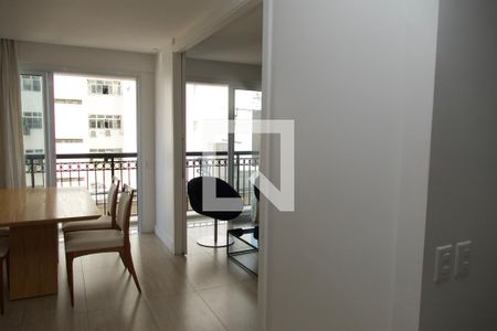 Sala  de apartamento à venda com 2 quartos, 74m² em Ipanema, Rio de Janeiro