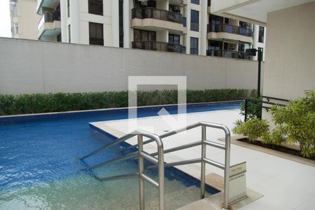 Apartamento à venda com 74m², 2 quartos e 1 vagaÁrea comum - Piscina