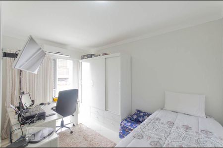 Casa à venda com 150m², 4 quartos e 2 vagasSuíte 2