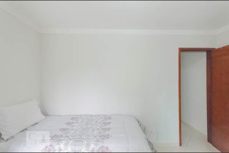 Casa à venda com 150m², 4 quartos e 2 vagasSuíte 2