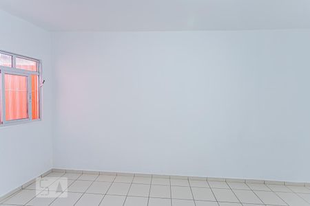 Casa para alugar com 100m², 1 quarto e 1 vagaQuarto