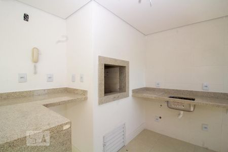 Cozinha e Área de Serviço de apartamento para alugar com 2 quartos, 71m² em Camaquã, Porto Alegre
