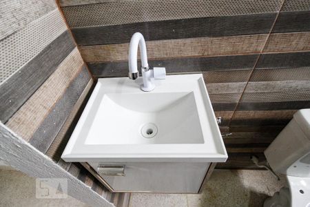 Apartamento para alugar com 40m², 2 quartos e sem vaga Apartamento para alugar com 40m², 2 quartos e sem vagaBanheiro