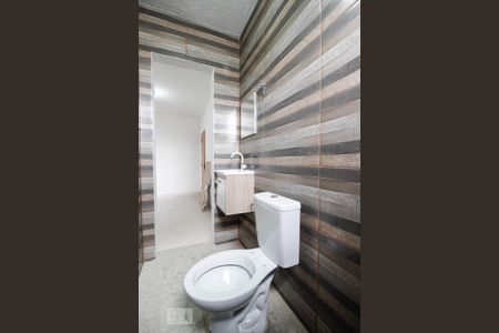 Apartamento para alugar com 40m², 2 quartos e sem vaga Apartamento para alugar com 40m², 2 quartos e sem vagaBanheiro